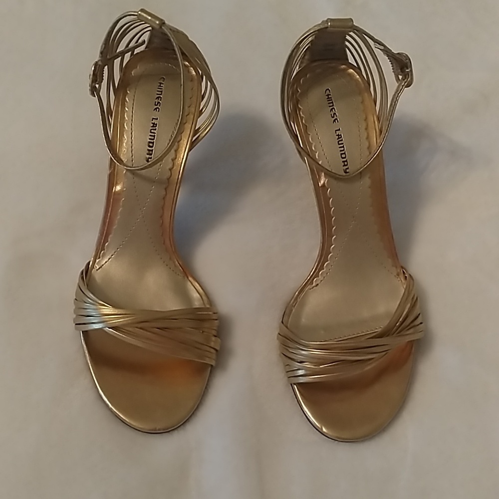 Chinese laundry gorgeous gold heels